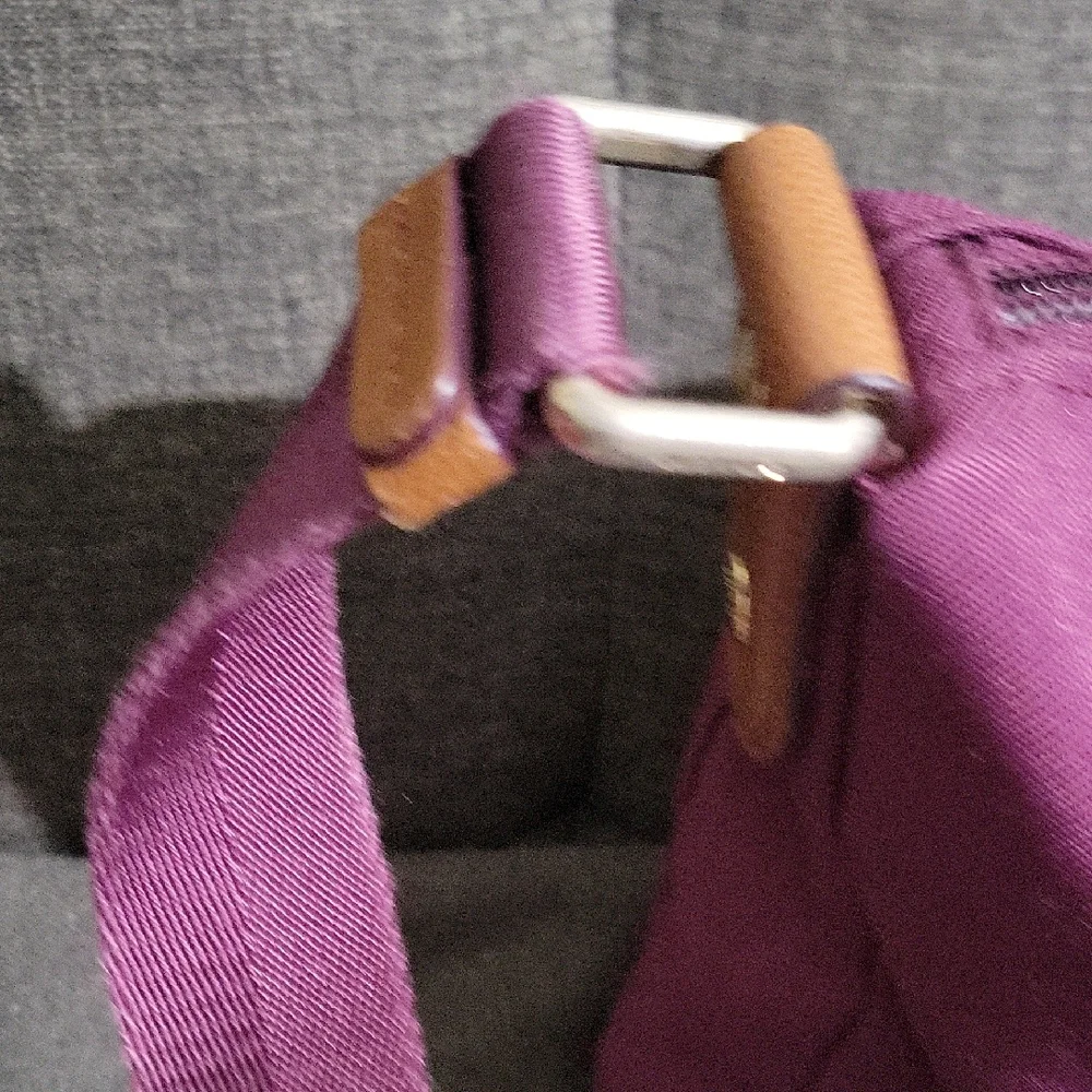 Vintage Coach Purple Crossbody Bag with Gold Hardware and Adjustable Straps - Picture 12 of 16